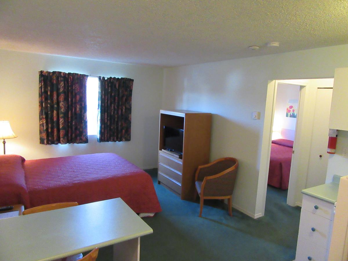 Lake Cowichan Lodge 외부 사진
