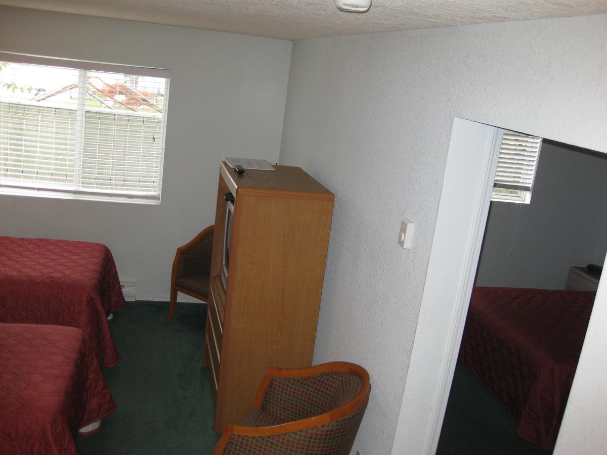 Lake Cowichan Lodge 외부 사진