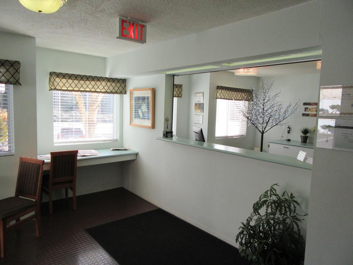 Lake Cowichan Lodge 외부 사진